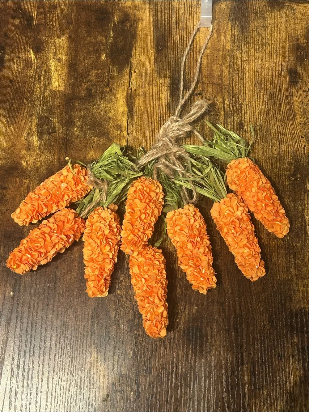 Ashland Paper Carrot Garland